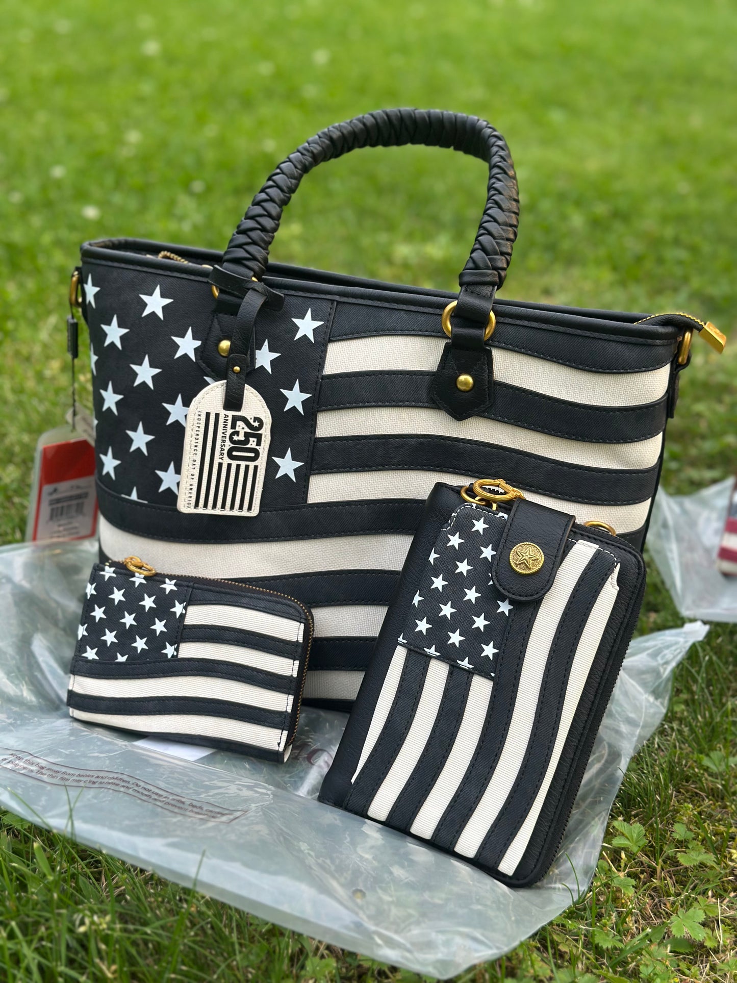 Montana West Vintage American Flag Collection - Black